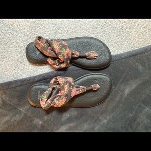Sanuks Flipflops